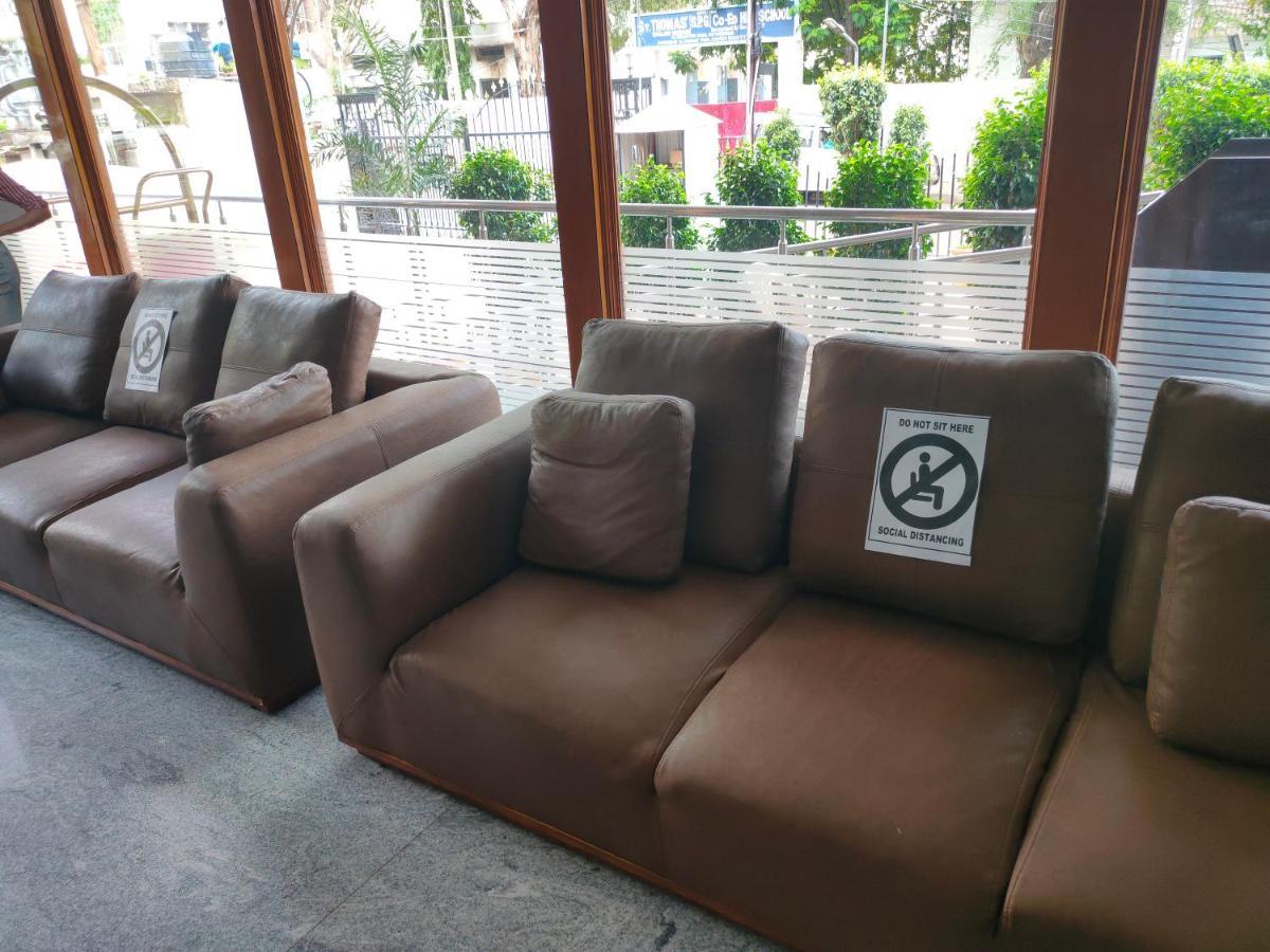 Hotel Saptagiri Hyderabad Eksteriør billede