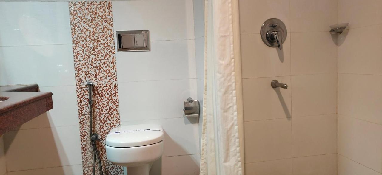 Hotel Saptagiri Hyderabad Eksteriør billede