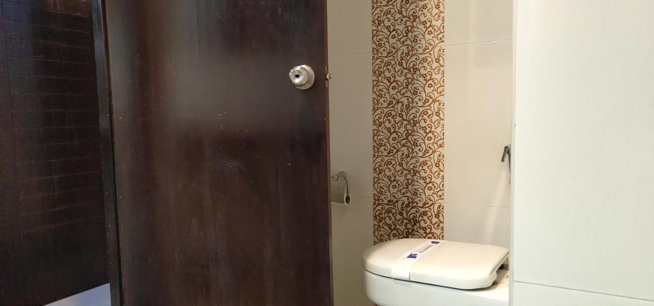 Hotel Saptagiri Hyderabad Eksteriør billede