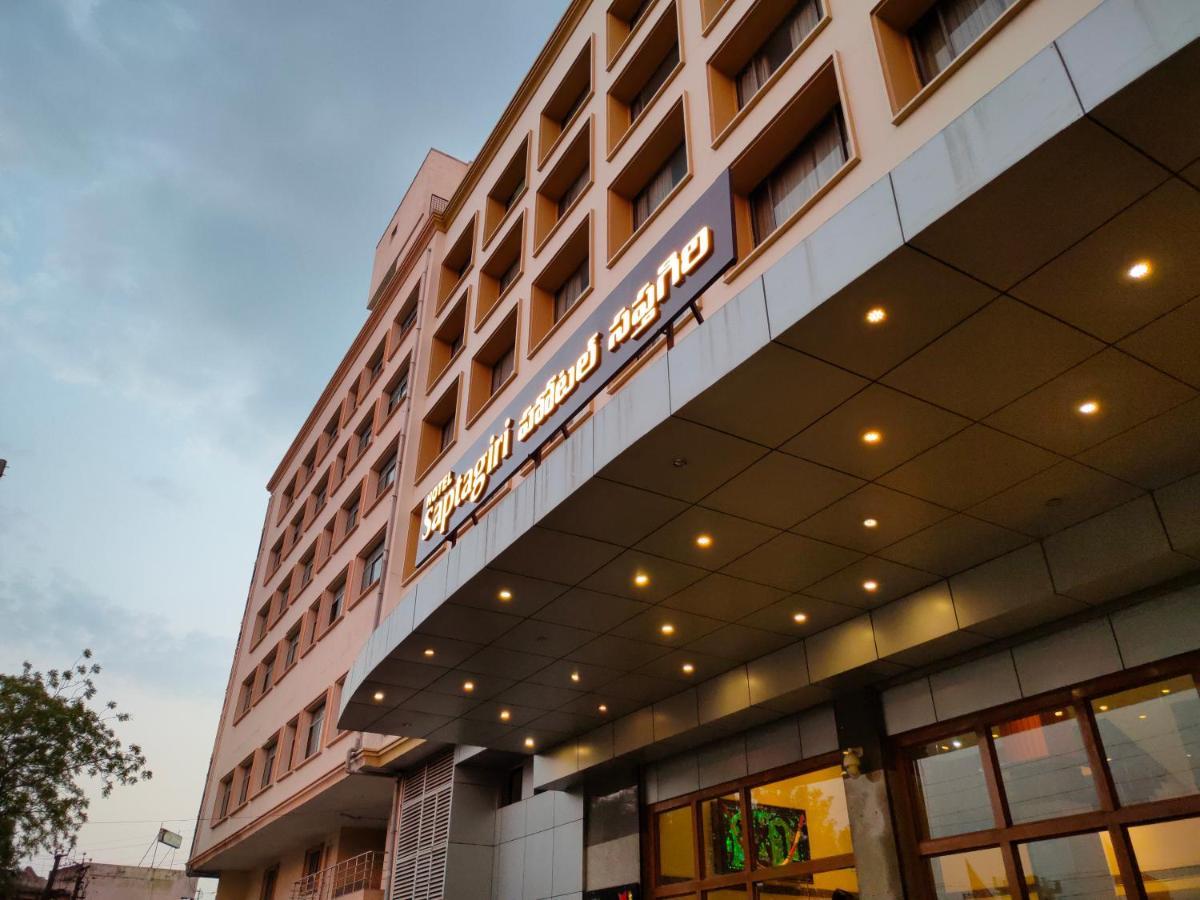 Hotel Saptagiri Hyderabad Eksteriør billede