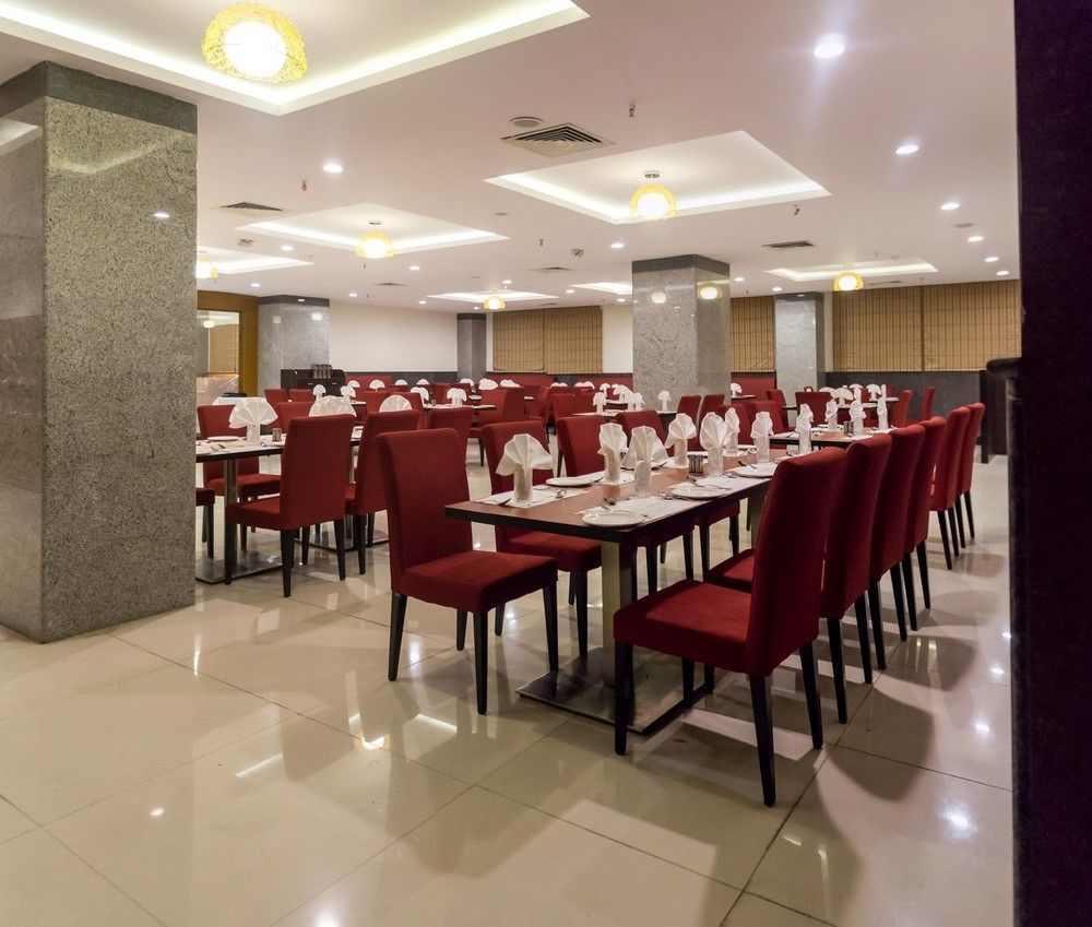 Hotel Saptagiri Hyderabad Eksteriør billede